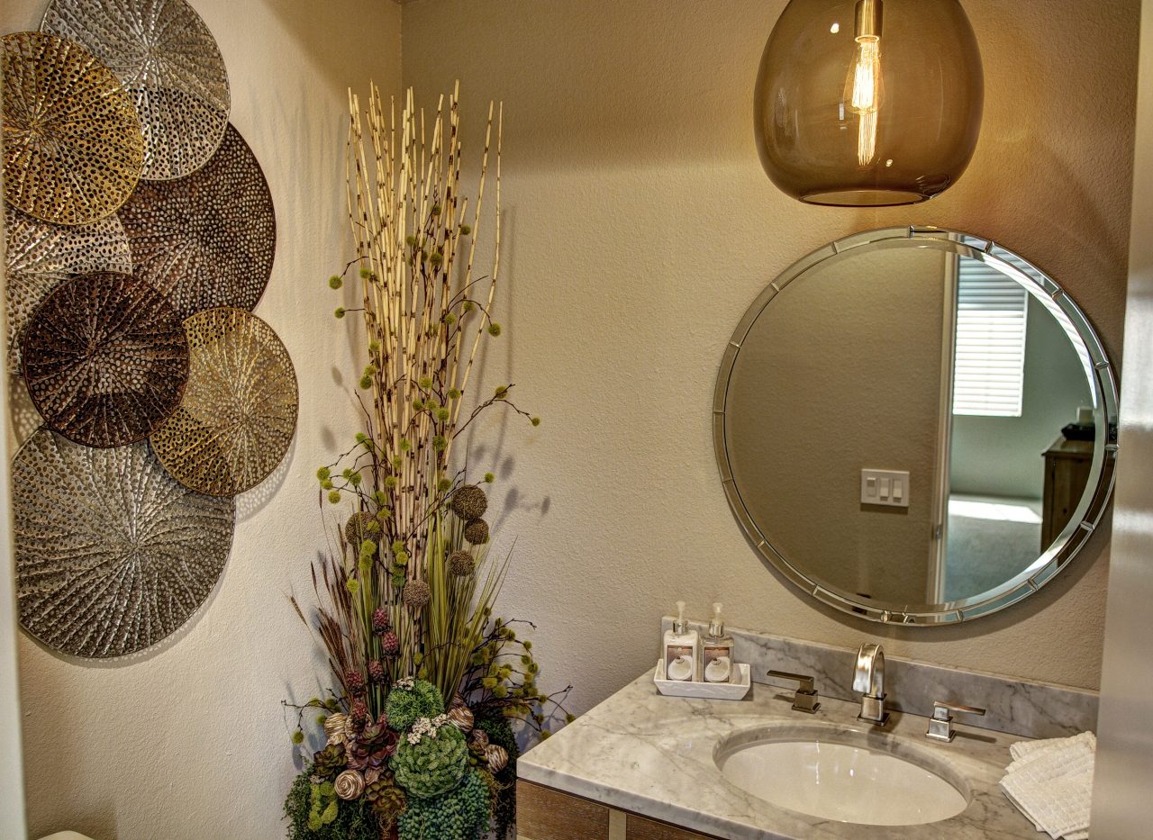 Indian Ridge Design by Duende Design